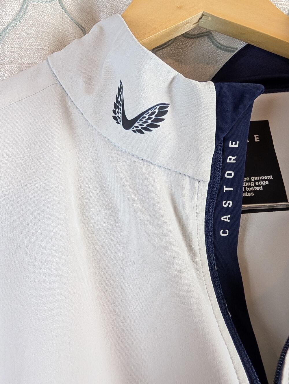 Castore Men's L Quarter Zip Pullover White Athleisure Golf Training Top EUC
